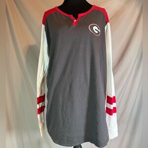 NCAA University of Georgia “G” Long-Sleeve Shirt – Gray/White/Red 🐾